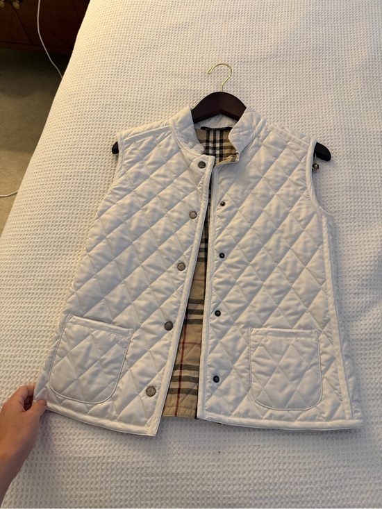 Burberry Jackets & Blazers - 🗽Burberry Quilted Sleeveless Vest with Check Lining